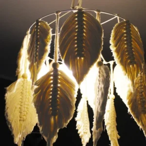 artykuły Makramowy abażur z piórkami DIY