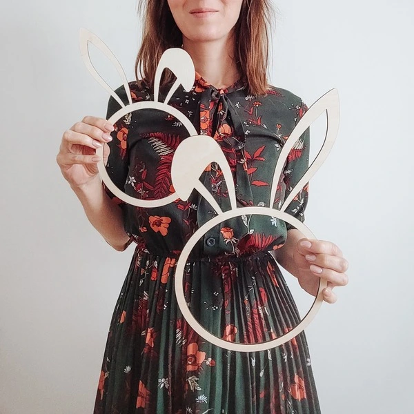 Obręcz z uszkami wielkanocnego zająca - obrazek 4