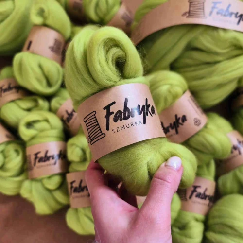 Wełna czesankowa – wiosenna zieleń